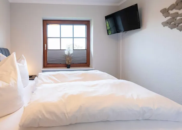 Alt Hues Semesterbostad *